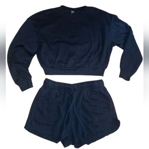 Comfy Set Wild Fable Black Cropped Sweatshirt and Shorts